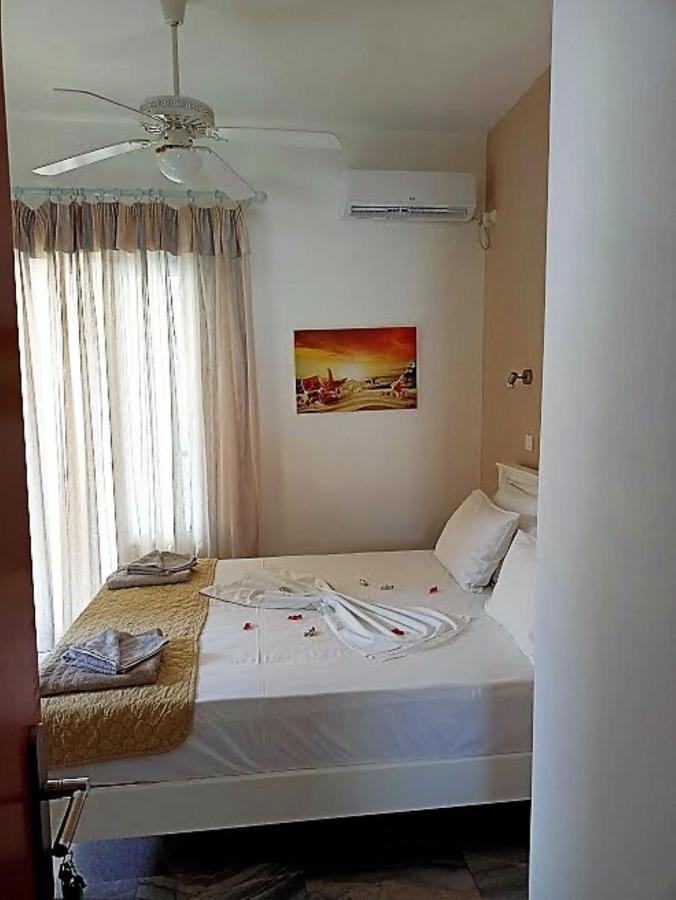 Marisa Rooms Parikia  Exterior photo