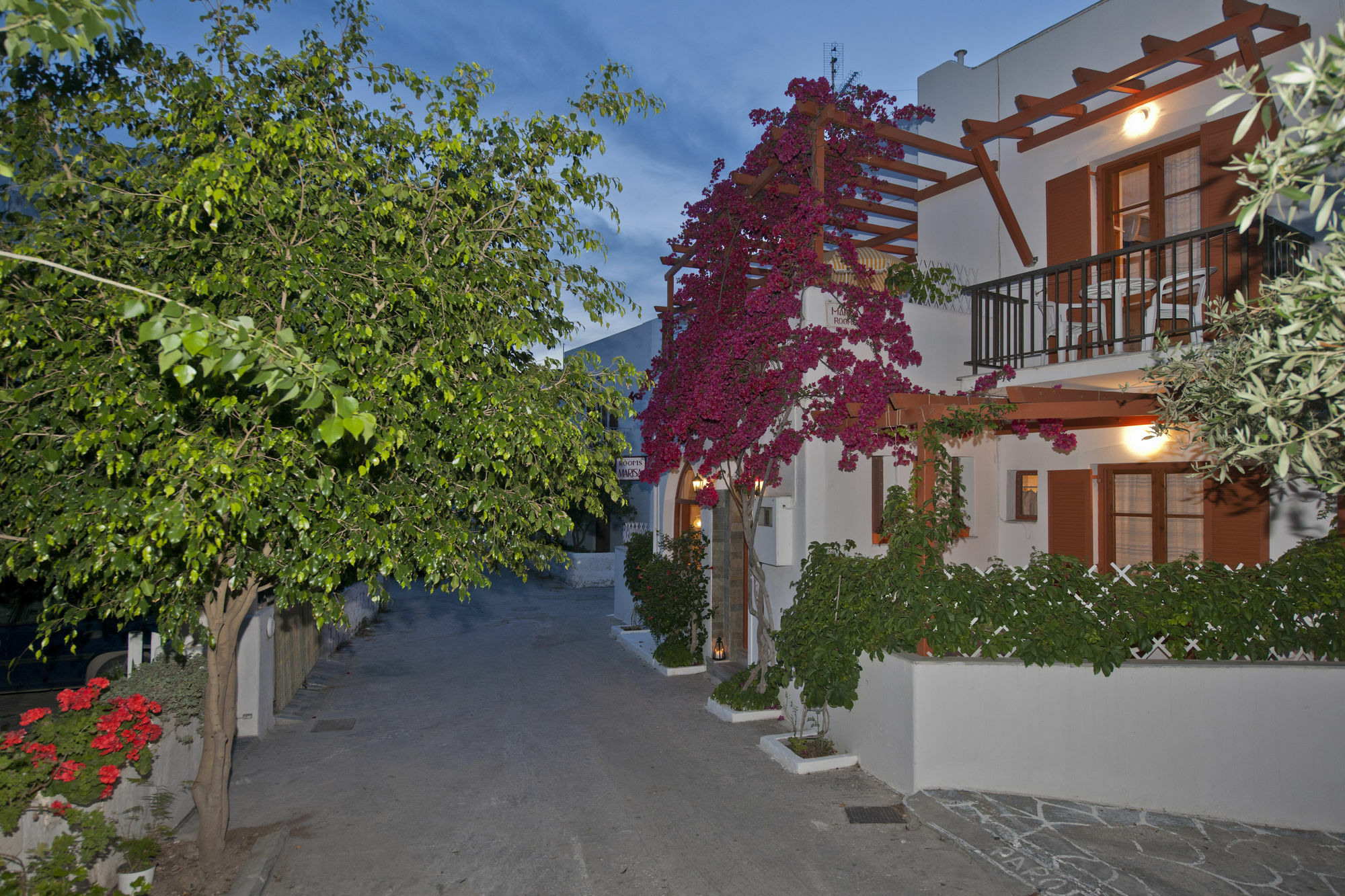 Marisa Rooms Parikia  Exterior photo